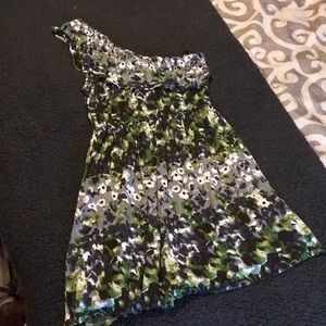 Forever 21 one shoulder floral dress ♥️